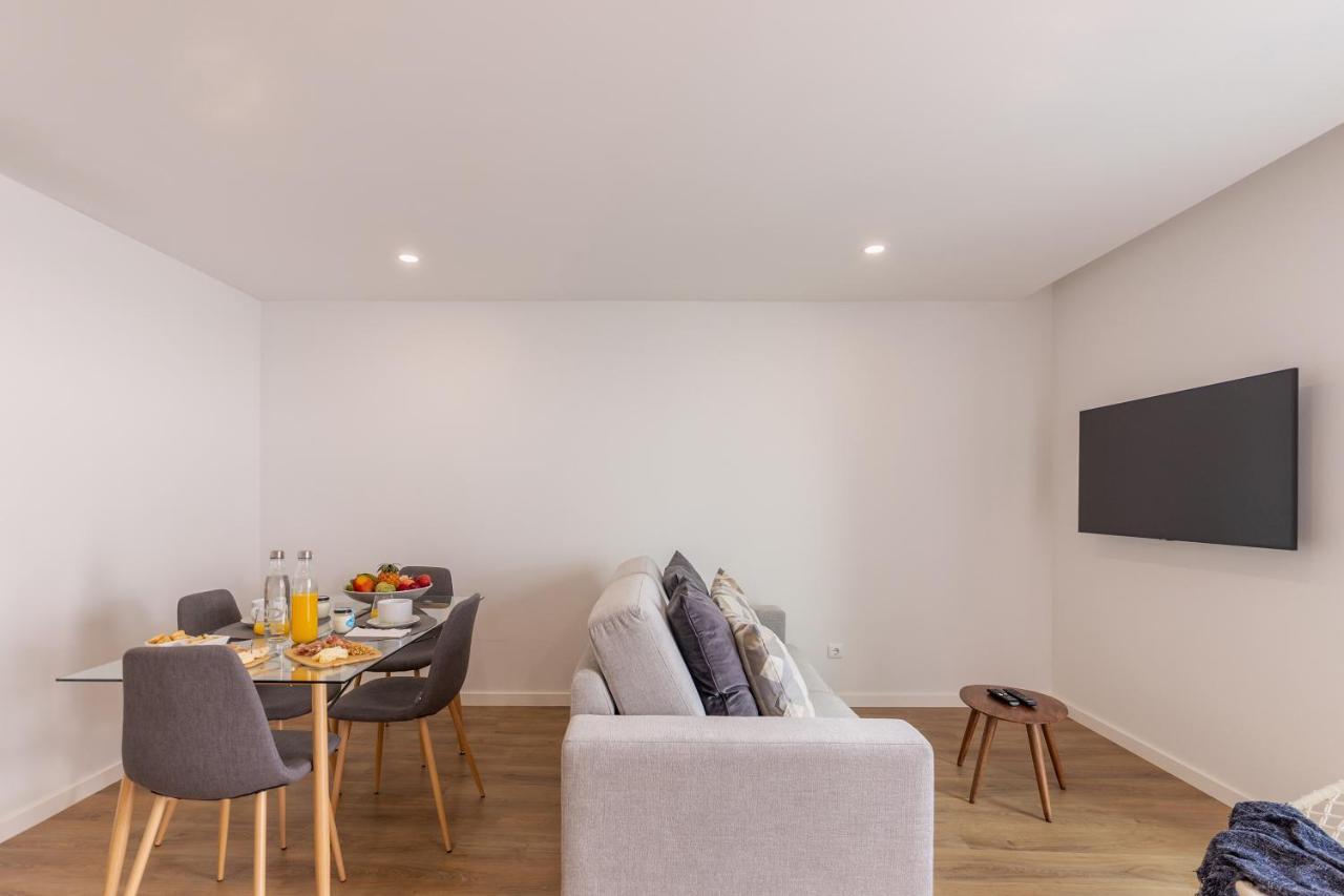 Pdl Apartment *